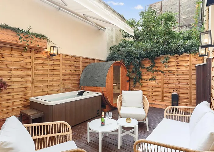Suite Luxueuse Avec Jardin Prive Sauna Et Jacuzzi