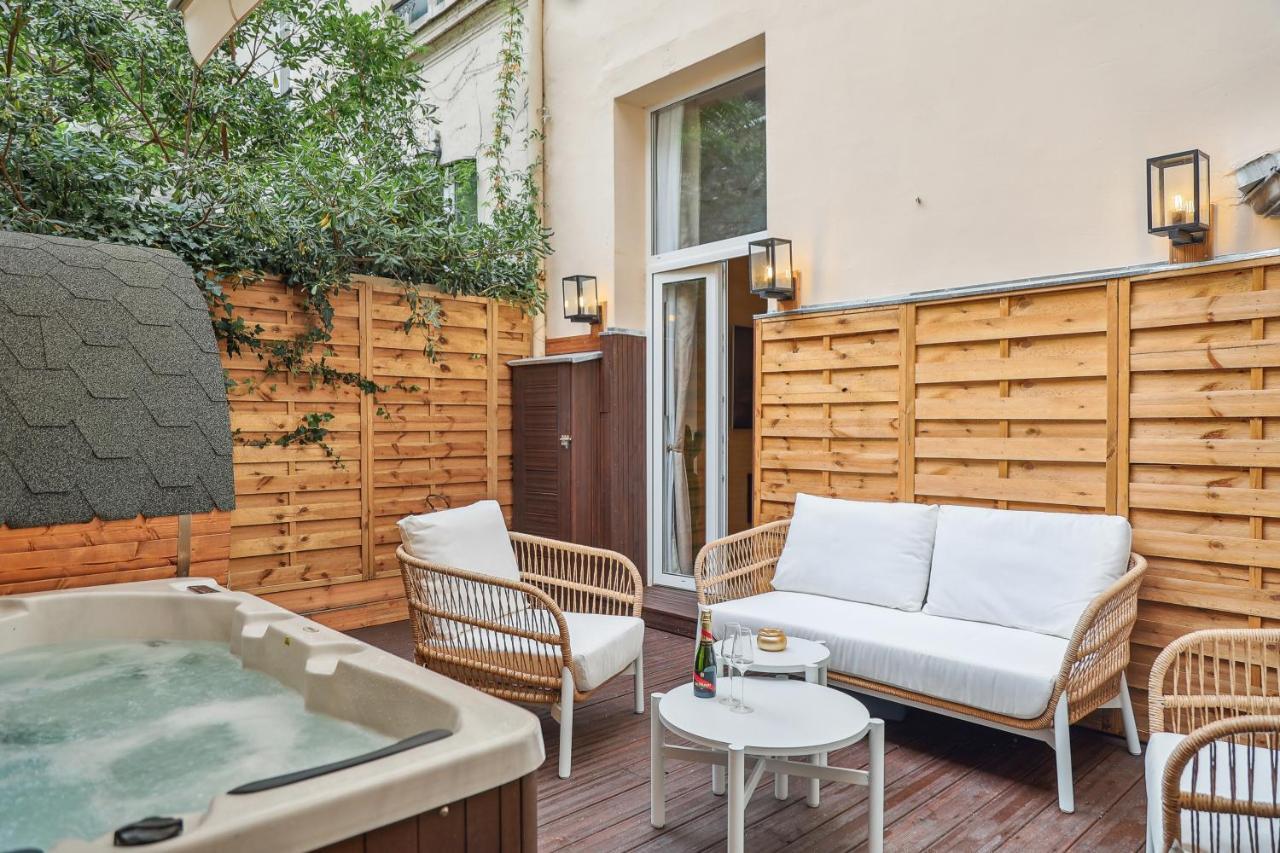Luxueuse Avec Jardin Prive Sauna Et Jacuzzi Appartement Paris